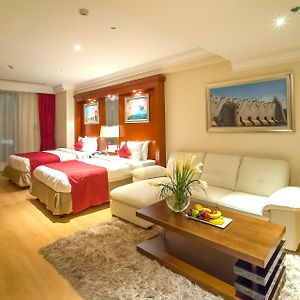 Junior Twin Suite