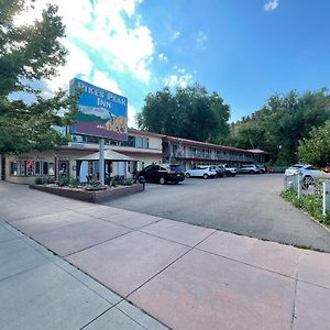 Pikes Peak Inn